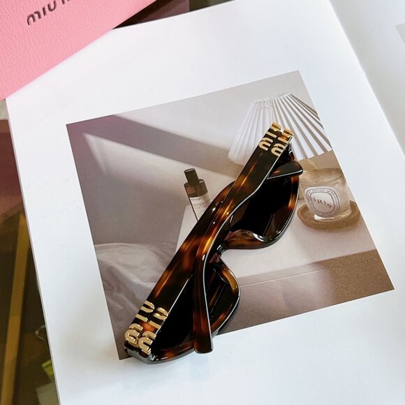 ?✨miumiu  sunglasses